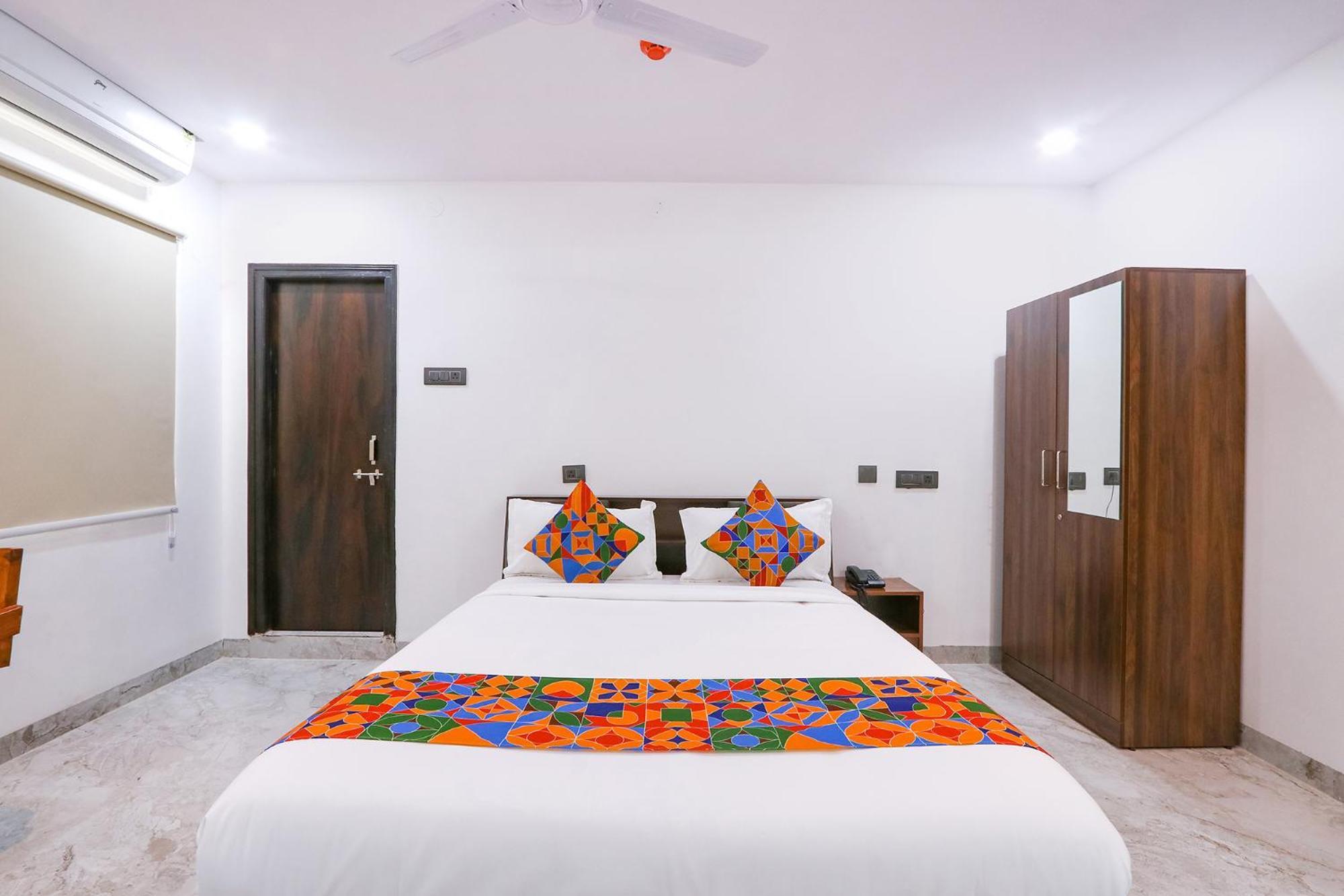 Fabhotel Relax Inn Hyderabad Eksteriør billede