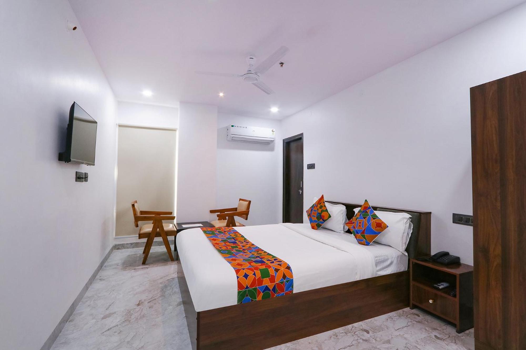 Fabhotel Relax Inn Hyderabad Eksteriør billede