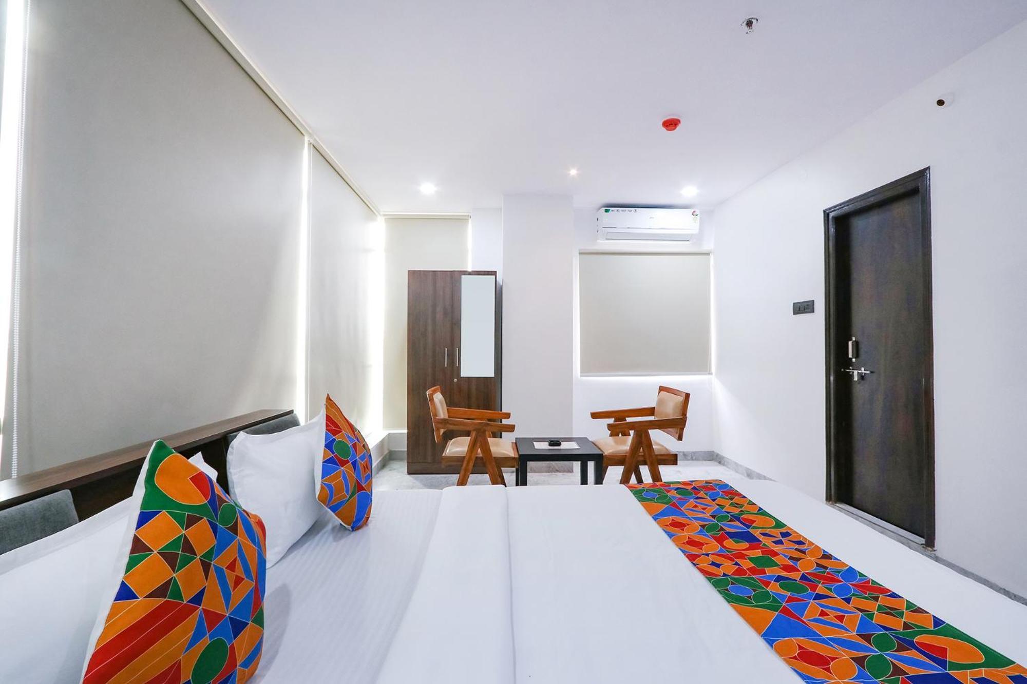 Fabhotel Relax Inn Hyderabad Eksteriør billede